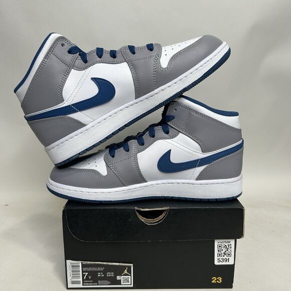 Nike Shoes Air Jordan 1 Mid GS “Cement Grey/True Blue" 2024 - Picture 3 of 6